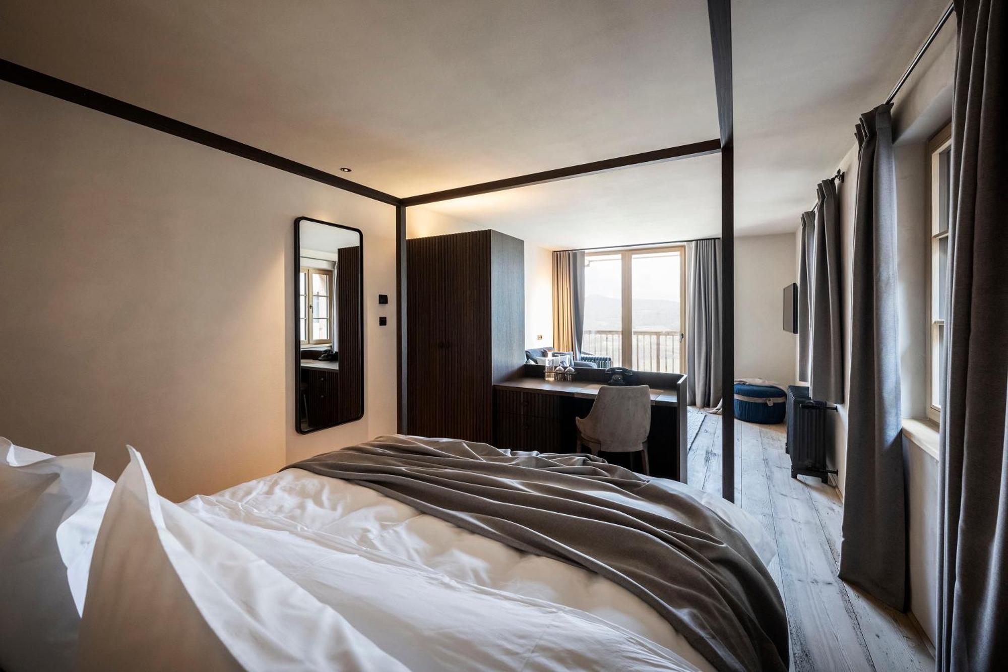 Hotel Ansitz Steinbock ヴィッランドロ エクステリア 写真